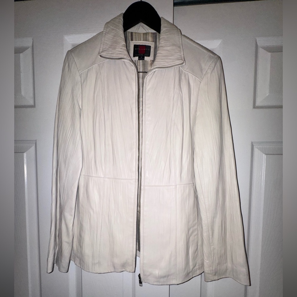 Gallery Genuine Lambskin Leather Jacket – Soft Cream Ivory – Size M